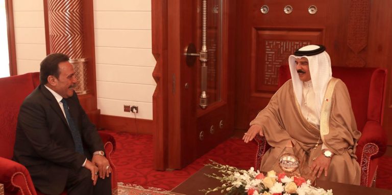 الوفد البرلمانى العمالى المصرى فى ضيافة “ملك البحرين”