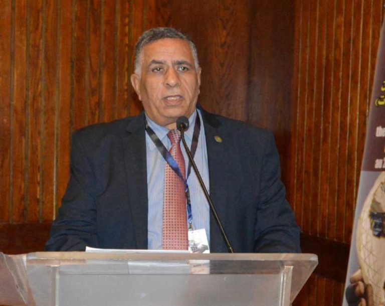 عمال التجارة يهنئون الشعب المصرى بعيد الشرطة