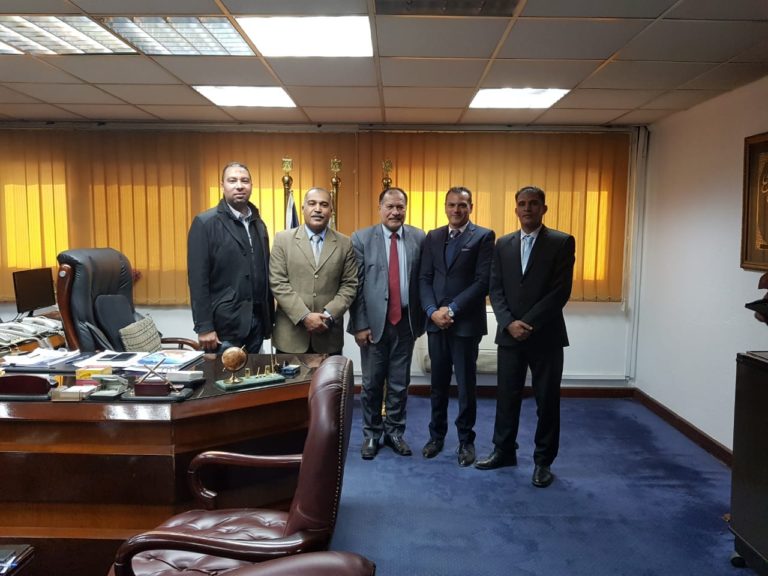 رئيس أنابيب البترول يستقبل أعضاء اللجنة النقابية لتقديم التهاني بالمناصب الجديدة