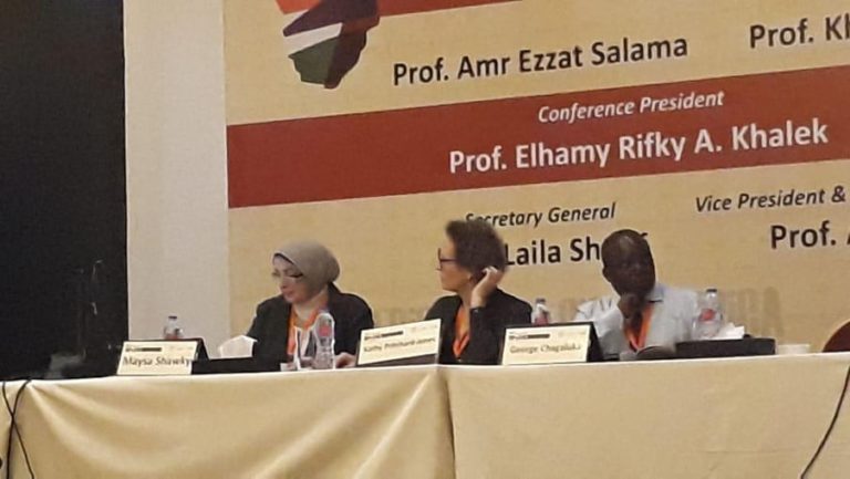 «مايسة شوقي» تترأس جلسة التغذية العلاجية لمرضى السرطان بالمؤتمر الدولي لأورام الأطفال