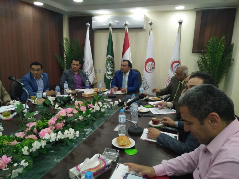 البيطريين مشاكل القيمة المضافة وشركات الادوية واضافات الاعلاف فى مذكرة للعرض على المسؤلين لحلها