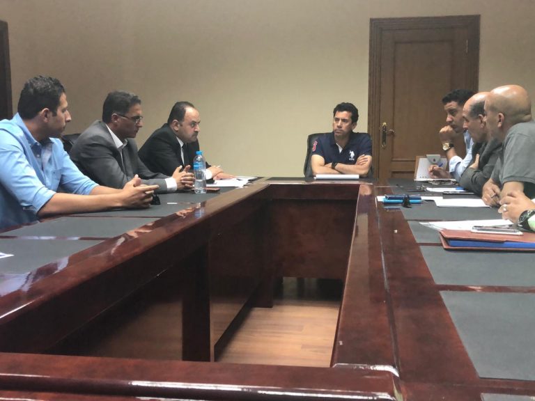 صبحى يستعرض مع مديرى الاستادات اللمسات الأخيرة قبل بطولة كأس الأمم الأفريقية