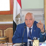 خلف الزناتى نقيب المعلمين