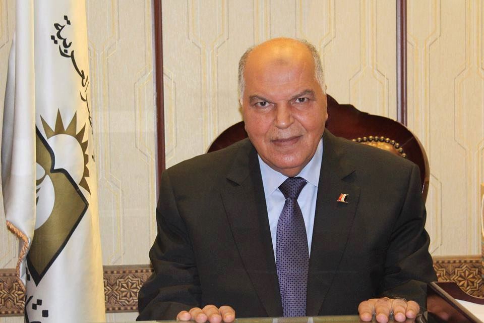 خلف الزناتى، رئيس نقابة المهن التعليمية