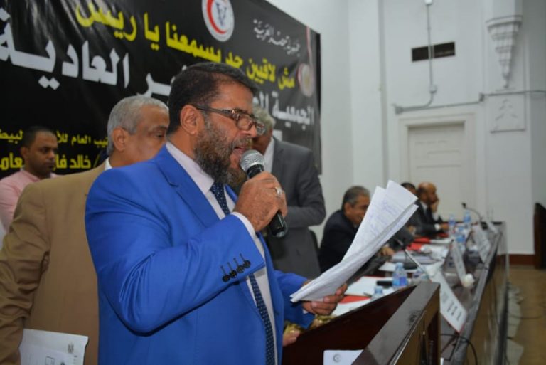 لجنة الثروة الحيوانية تستنكر إحالة بيطريين للنيابة بسبب لقاحات التحصين