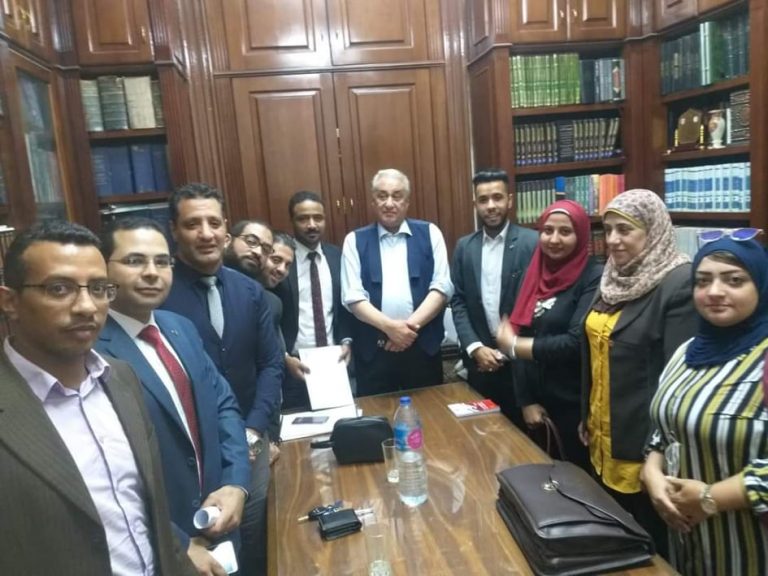 “عاشور” يعتمد “لجنة الدفاع عن محامي الجيزة”