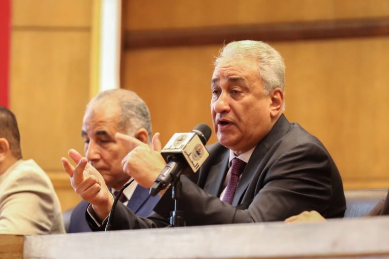 بالصور.. “عاشور” لشباب المحامين: مظهر المحامي يجب ألا يقل عن مظهر أقرانه في منظومة العدالة، كالقضاة ووكلاء النيابة