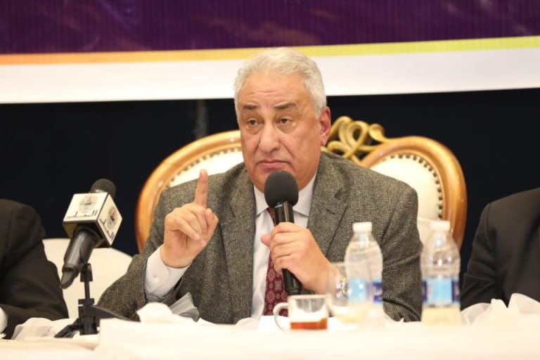 “المحامين” تعلن عن منحة مدعومة للغة الإنجليزية القانونية بالجامعة الأمريكية