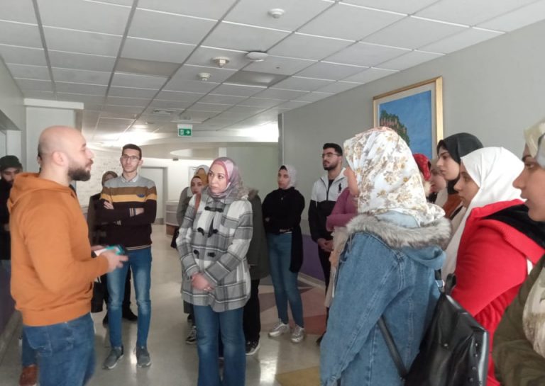 وفد من صيدلة الزقازيق فى زيارة لمستشفى 57357 للتعرف على الصيدلة الاكلينيكية