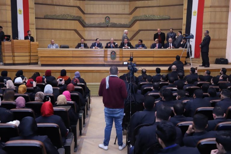 نقابة المحامين تعقد جلسة حلف يمين للخريجين الجدد