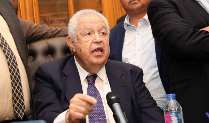 رجائى عطية نقيب المحامين