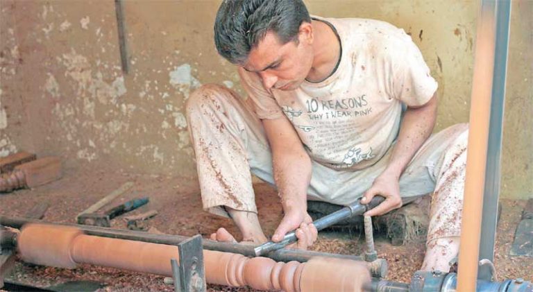 وزيرة التجارة: مصر تمتلك 250 تجمعا للحرف اليدوية والتراثية تضم 120 حرفة