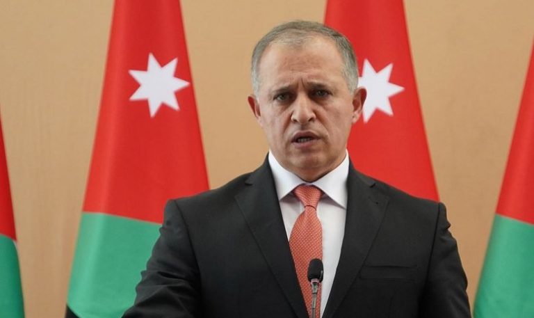 الاردن.. القطامين: لا تميز بين العمالة الوافدة والمحلية من حيث الحقوق والواجبات