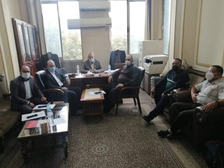 البيطريين: تسليم إسطوانة أسماء أعضاء عمومية فرعيتى القاهرة والجيزة للمرشحين 19 يناير الجارى