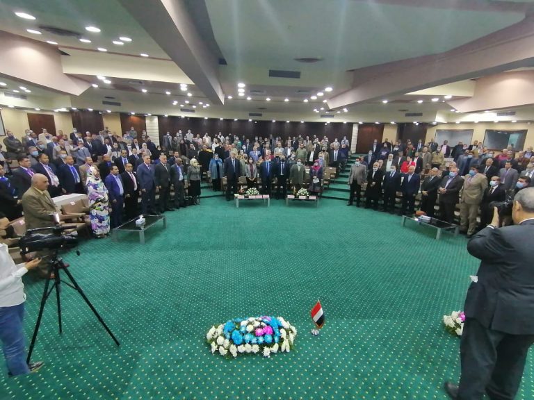 في مؤتمر عمال الصناعة: المراغي.. الرئيس السيسى حافظ علي حقوق العمال الذين هم أعمدة الصناعة الوطنية