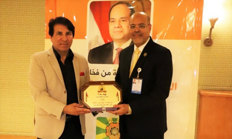 جبران يلتقي خالد الزيود رئيس النقابة العامة للعاملين بالبترول والكيماويات بالمملكة الاردنية