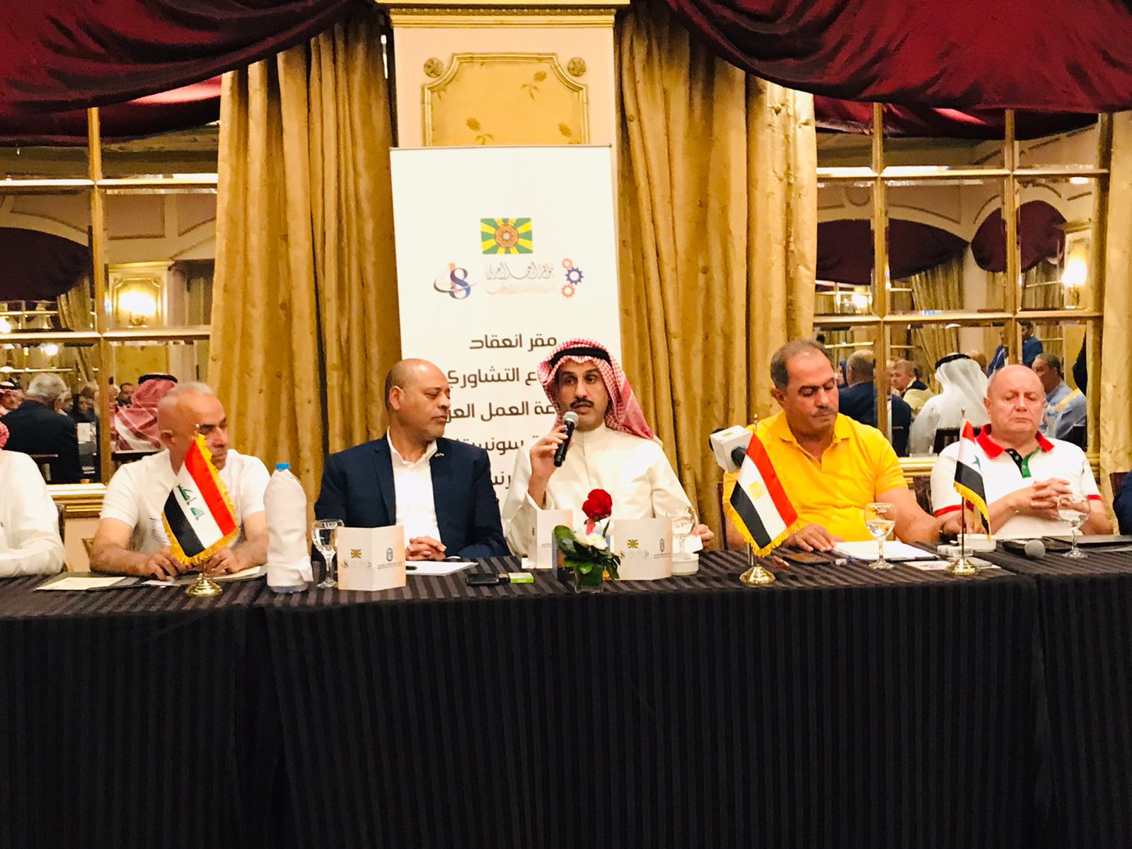 جبران يشارك الاجتماع التنسيقي التشاوري لفريق العمال