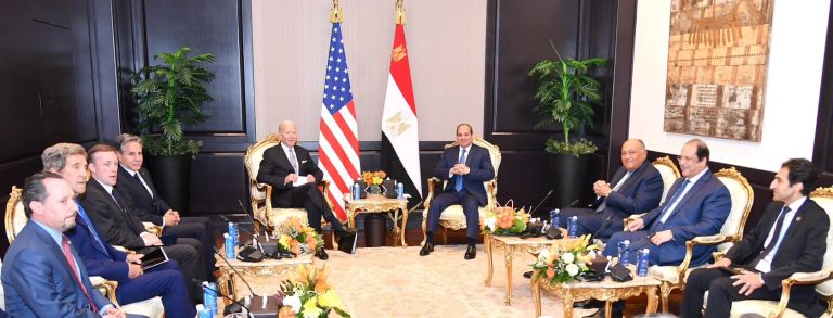 امين عام العمال .. زيارة الرئيس الأمريكي لمصر تؤكد عمق العلاقات بين البلدين