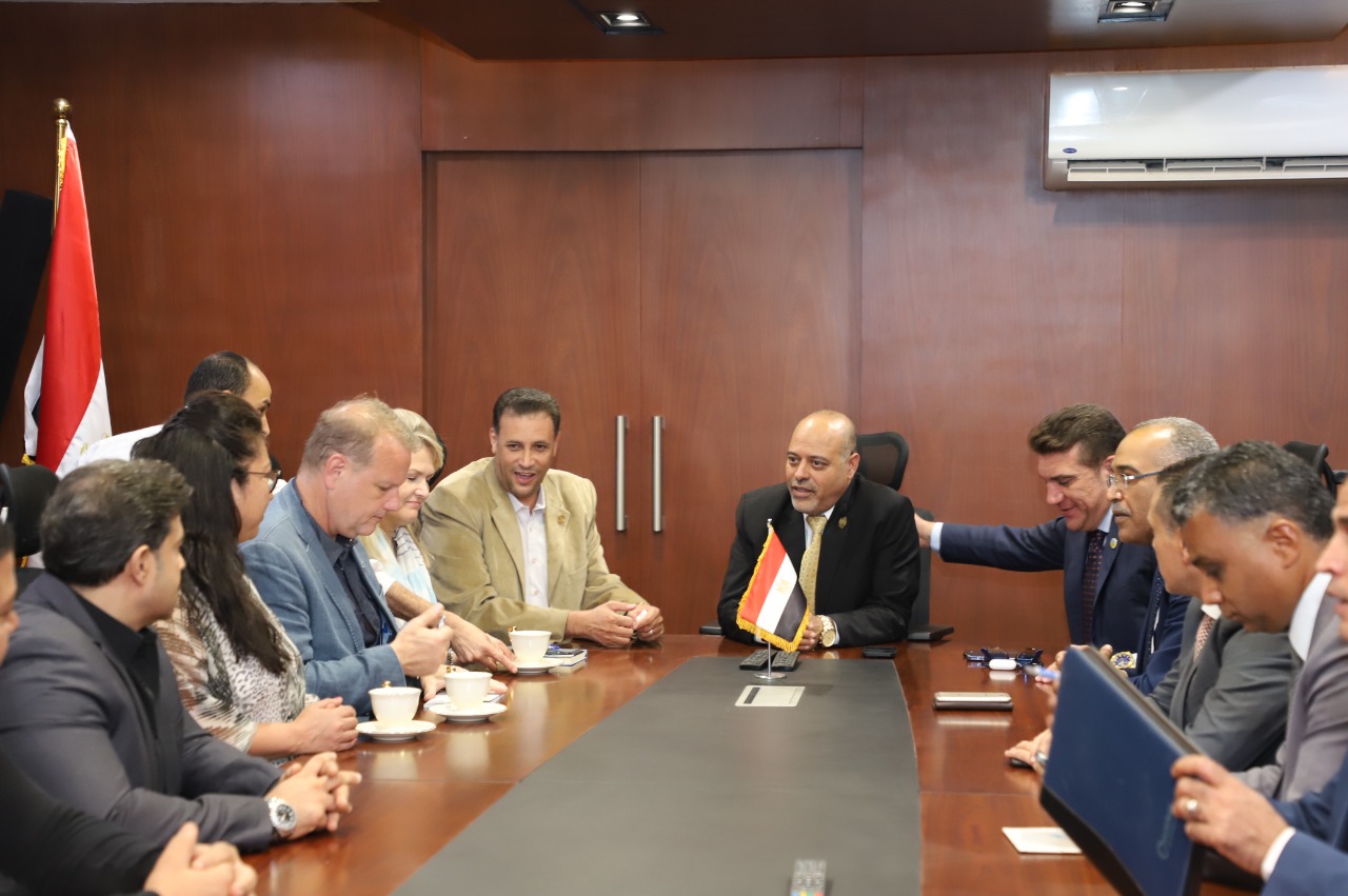 الوفد الكندي