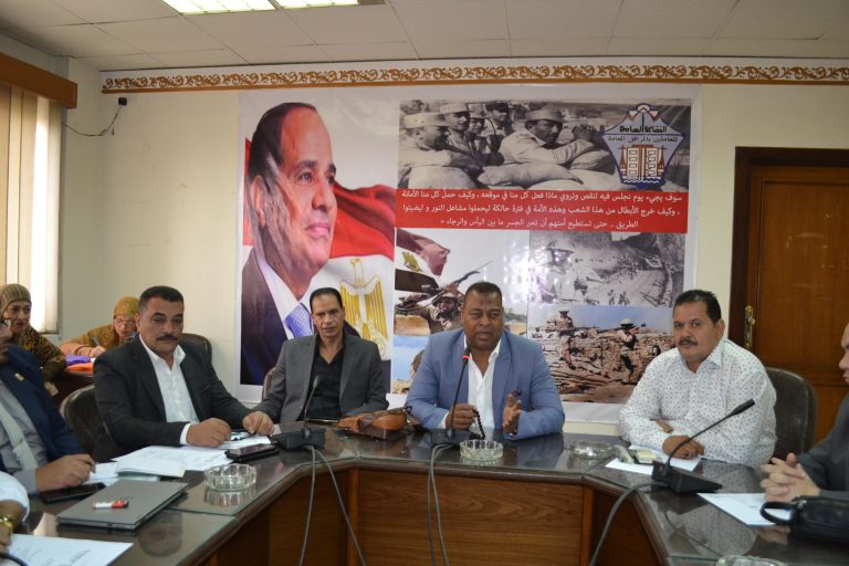 اتحاد العمال يطلب رؤية النقابات في تعديل مواد قانون العمل