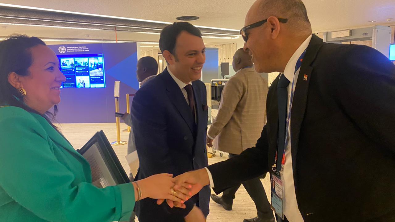 رئيس عمال مصر يلتقي وزير العمل المغربي