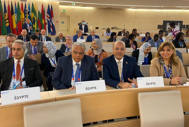 عمال مصر يشيد بالتعاون المثمر والبناء بين أطراف العمل الثلاث