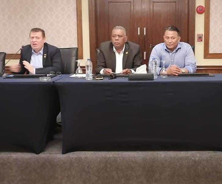 نقابة السياحة تقرر: إنشاء صندوق الرعاية العاملين بفندق سفير القاهرة