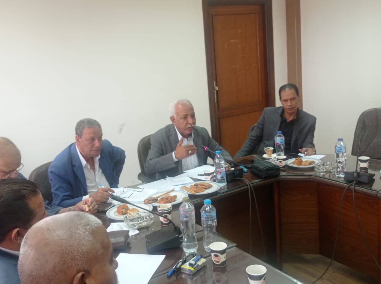 اجتماع الاتحادات المحلية بالمحافظات