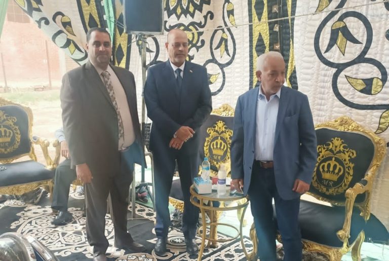 القيادات النقابي في عزاء الحاج السيد راشد