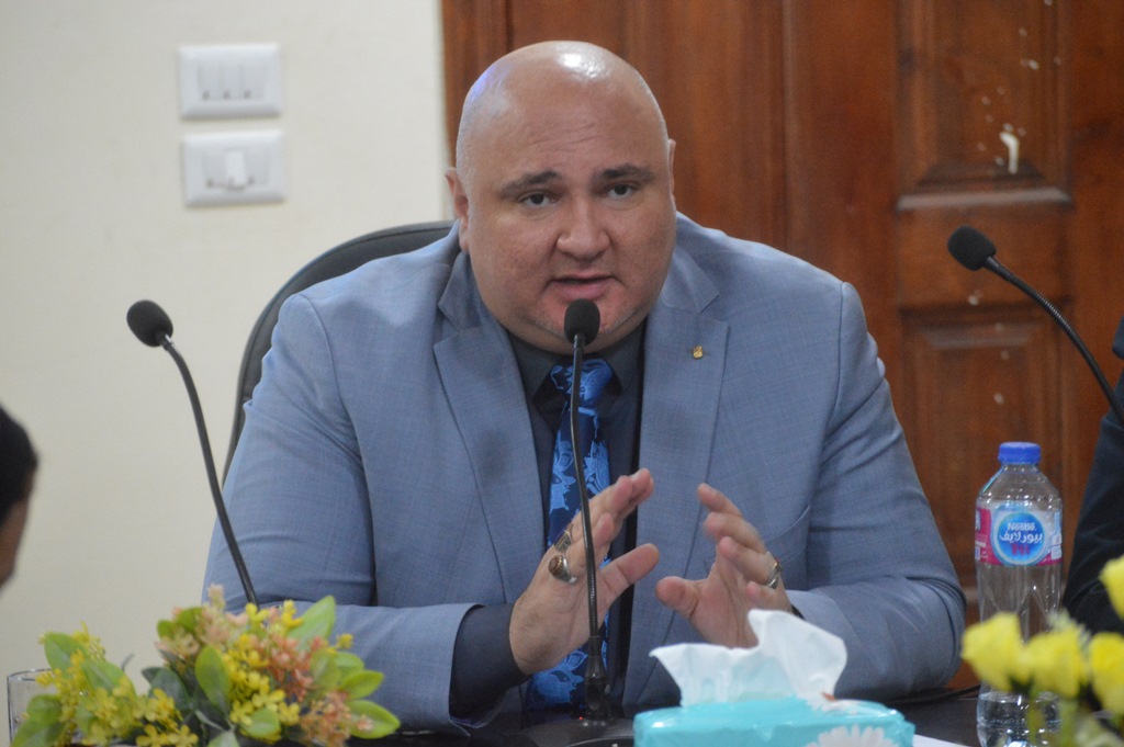 كريم عبد الباقى رئيس نقابة النيابات والمحاكم