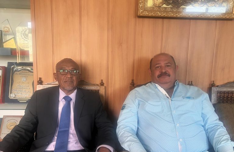 زيارة رئيس اتحاد نقابات عمال السودان لتعزيز التعاون مع نقابة النقل البري بمصر