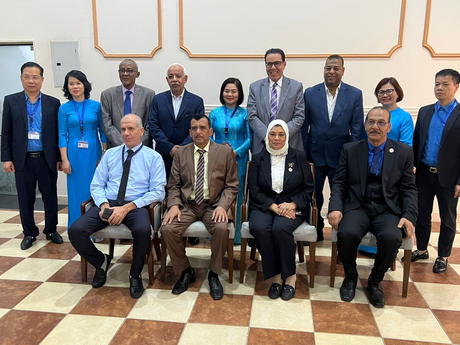 مباحثات تعاونية بين الاتحاد العام لنقابات عمال مصر والاتحاد الوطنى للنسيج بفيتنام