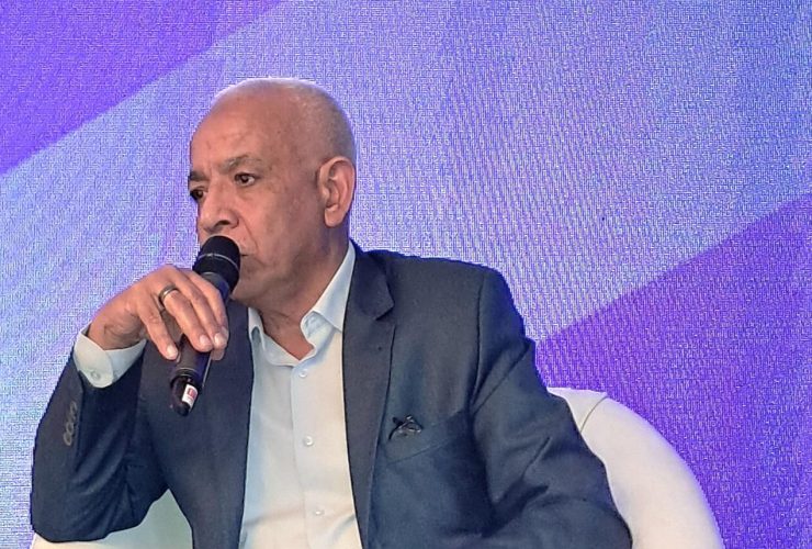 عبد المنعم الجمل رئيس اتحاد العمال