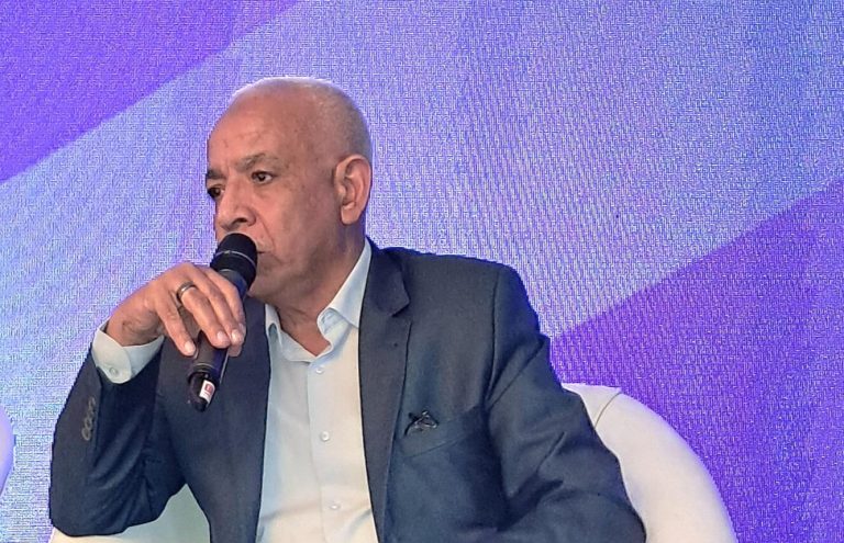 عبد المنعم الجمل رئيس اتحاد العمال