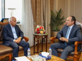 لقاء رئيس اتحاد العمال ووزير قطاع الاعمال العام