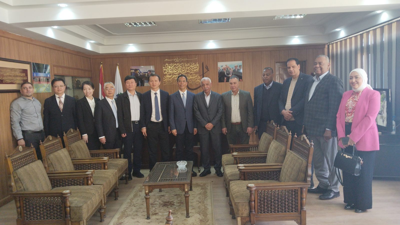 "اتحاد عمال مصر" يستقبل وفداً صينياً رفيعاً لتعزيز التعاون المشترك