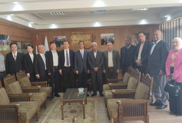 "اتحاد عمال مصر" يستقبل وفداً صينياً رفيعاً لتعزيز التعاون المشترك