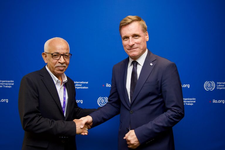 رئيس الاتحاد العام لنقابات عمال مصر يبحث مع مدير ACTRAV بمنظمة العمل الدولية آفاق التعاون المشترك وقضايا التحول في عالم العمل